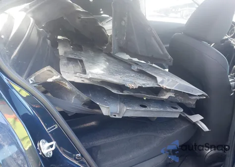 2016 Mazda Mazda3 I Sport z USA, uszkodzony, nr VIN JM1BM1U78G1310752